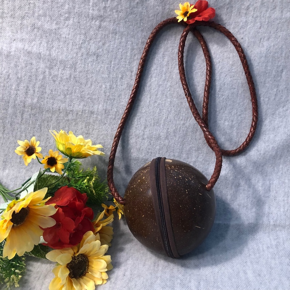 NWOT - Genuine Coconut Shell Shoulder Bag